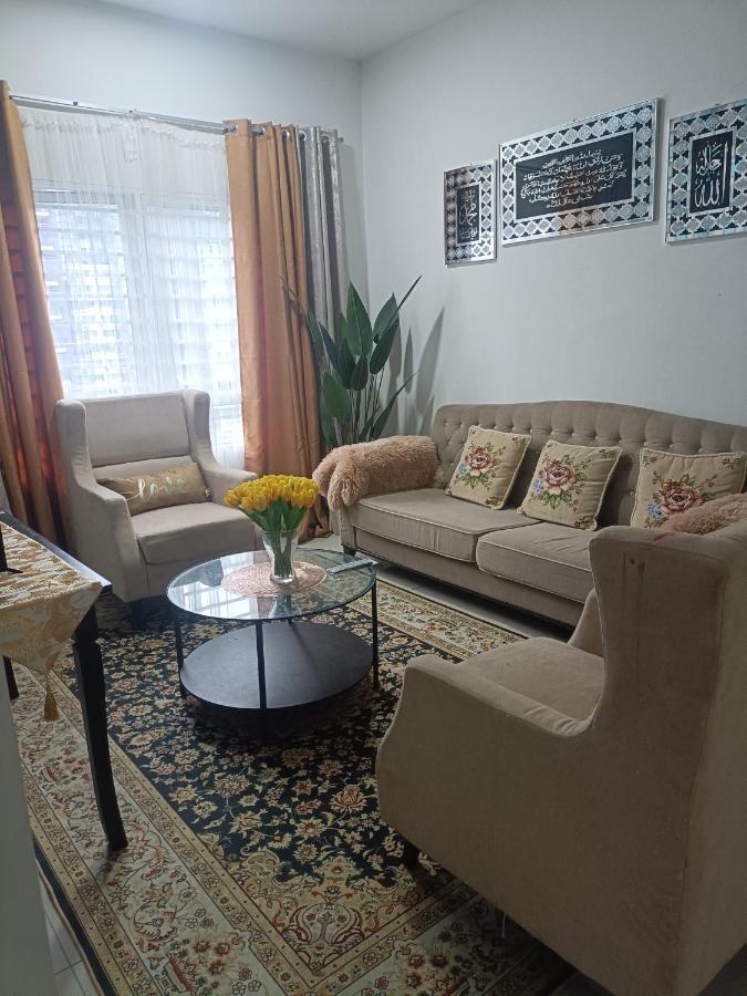Cikta'Z Homestay Southville City Bangi Kampong Tangkas ภายนอก รูปภาพ